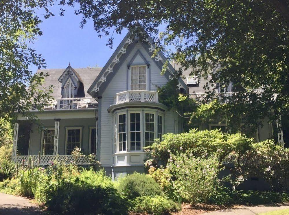 Shaw House Inn Фърндейл Екстериор снимка