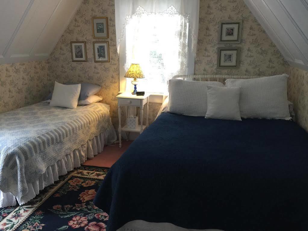 Shaw House Inn Фърндейл Екстериор снимка