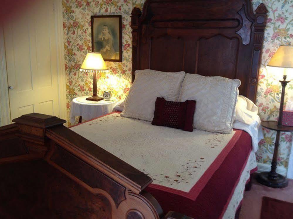 Shaw House Inn Фърндейл Екстериор снимка
